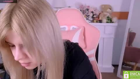 antonia_ferrero online show from March 1, 8:16 am