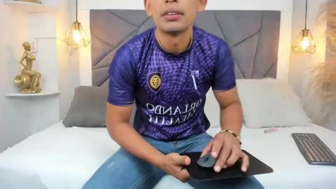 Antonio online show from May 24, 11:37 am