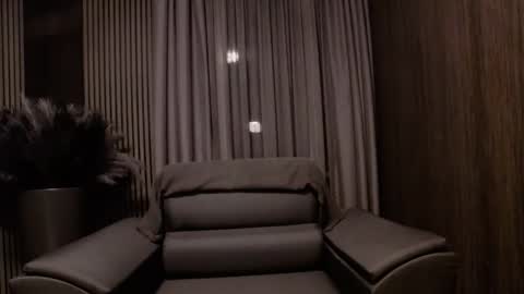 Snapshot of antoniovalentinidiamond chatting on February 8, 7:39 pm HI My name is Antonio online show from February 8, 7:39 pm