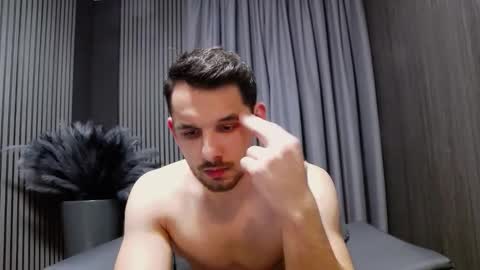 Snapshot of antoniovalentinidiamond chatting on February 21, 8:21 pm HI My name is Antonio online show from February 21, 8:21 pm