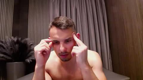 HI My name is Antonio online show from March 25, 8:04 pm