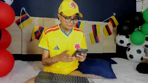 antony_d_ossa online show from June 23, 8:07 pm