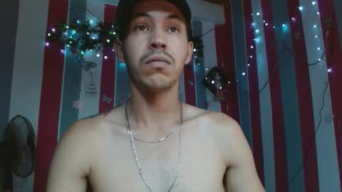 Snapshot of antony_hardx_ chatting on September 30, 7:08 pm antony_hardx_ online show from September 30, 7:08 pm