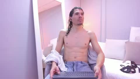 Snapshot of antonystone_ chatting on July 21, 1:13 pm Antony Stone online show from July 21, 1:13 pm