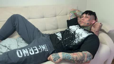 Tom online show from April 9, 6:19 am