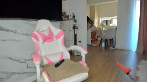 Snapshot of anya_belle_ chatting on March 17, 5:33 am Anya online show from March 17, 5:33 am
