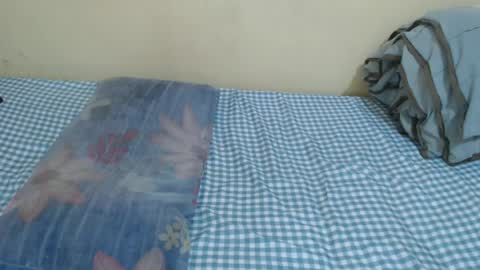 Snapshot of anya_h chatting on June 24, 11:42 am Gracious online show from June 24, 11:42 am