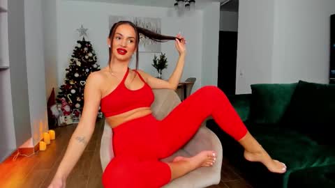 anyabrunette online show from December 17, 2:34 pm