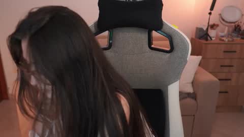 Snapshot of anyacute01 chatting on February 9, 7:51 pm anya online show from February 9, 7:51 pm