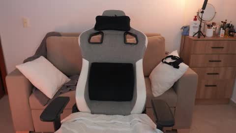 Snapshot of anyacute01 chatting on February 21, 9:49 pm anya online show from February 21, 9:49 pm