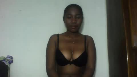 Snapshot of anyah_love chatting on July 9, 9:46 am anyah_love online show from July 9, 9:46 am
