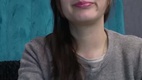 AnyaHappiness online show from February 18, 7:04 am