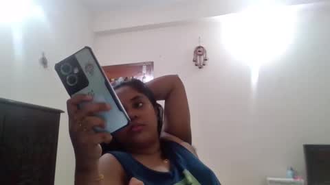 anydanyg online show from October 7, 8:44 am