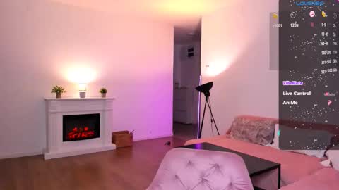 Anysa Smith online show from February 1, 9:13 pm