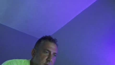 Daddy online show from August 6, 9:11 am