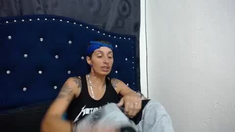 Snapshot of anyu_1306 chatting on March 6, 12:54 am anyu online show from March 6, 12:54 am