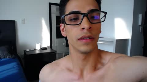 Snapshot of aodaboyy chatting on January 14, 9:51 pm aodaboy online show from January 14, 9:51 pm