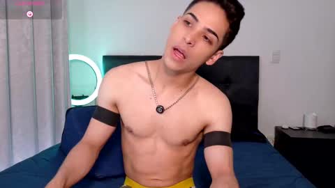 Snapshot of aodaboyy chatting on September 10, 1:00 pm aodaboy online show from September 10, 1:00 pm