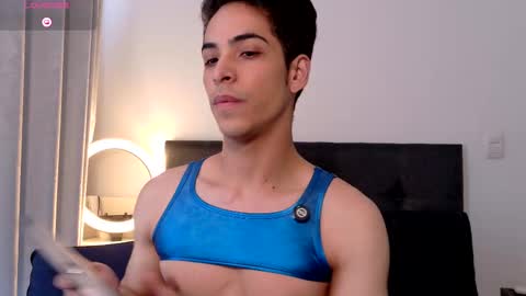 Snapshot of aodaboyy chatting on October 4, 12:58 pm aodaboy online show from October 4, 12:58 pm