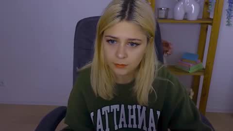 ApheliaStar online show from October 28, 3:58 pm