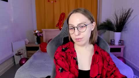 APHEX QUEEN online show from February 12, 1:06 pm