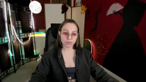 APHEX QUEEN online show from March 8, 1:03 pm