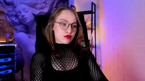 Snapshot of aphexqueen chatting on April 15, 9:38 am APHEX QUEEN online show from April 15, 9:38 am