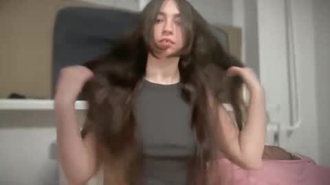 aphr0dite22 online show from March 31, 2:46 am