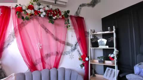 aphrodite online show from May 26, 8:38 pm