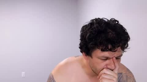 apocalypse_cream online show from March 3, 12:50 am