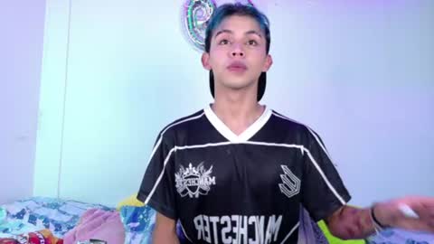 Snapshot of apolo_prince1 chatting on July 6, 9:50 pm Apolo online show from July 6, 9:50 pm