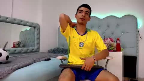 Snapshot of apolo_richards chatting on February 11, 7:30 pm Apolo Richards online show from February 11, 7:30 pm