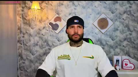 Snapshot of apolo_ryder chatting on March 16, 10:58 pm APOLO online show from March 16, 10:58 pm