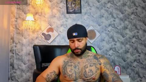 Snapshot of apolo_ryder chatting on March 26, 9:31 pm APOLO online show from March 26, 9:31 pm