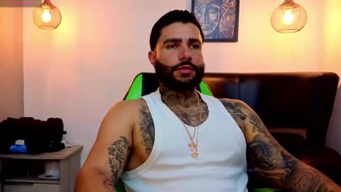 Snapshot of apolo_ryder chatting on May 23, 9:30 pm APOLO online show from May 23, 9:30 pm