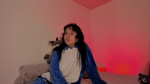 Snapshot of apolorising_ chatting on September 13, 3:17 am Lola Apolo online show from September 13, 3:17 am