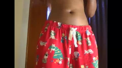 apple_bitch online show from January 11, 6:40 am