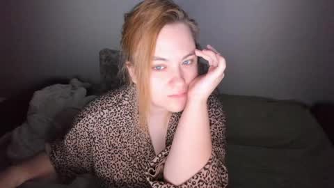 appleyummybuns online show from May 15, 11:45 pm