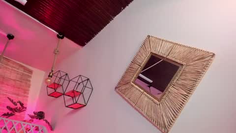 April online show from January 25, 11:55 am