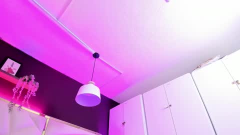 April online show from March 17, 11:13 am