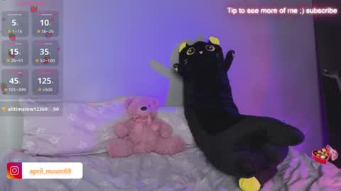 Snapshot of april_kampf_ chatting on June 21, 8:28 am April online show from June 21, 8:28 am
