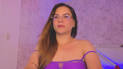 Isabella online show from May 21, 10:06 pm