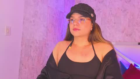 Isabella online show from June 24, 9:03 pm
