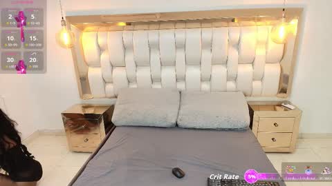 aprillross online show from December 19, 12:23 pm