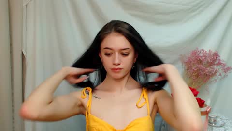 Snapshot of aprillswift_ chatting on January 16, 1:36 pm Aprill online show from January 16, 1:36 pm