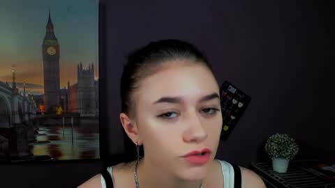 Snapshot of aprillswift_ chatting on January 19, 2:59 pm Aprill online show from January 19, 2:59 pm