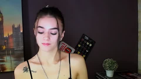 Snapshot of aprillswift_ chatting on January 21, 2:05 pm Aprill online show from January 21, 2:05 pm