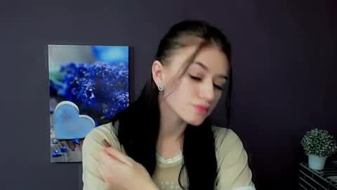 Snapshot of aprillswift_ chatting on February 26, 3:30 pm Aprill online show from February 26, 3:30 pm