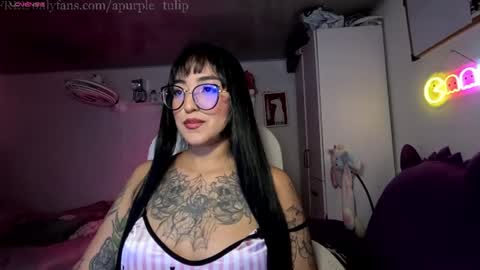 Snapshot of apurple_tulip chatting on July 16, 3:56 am online show from July 16, 3:56 am