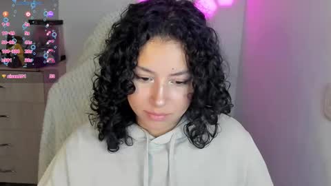 Snapshot of aqua_emilly chatting on November 20, 11:26 pm aqua emilly online show from November 20, 11:26 pm